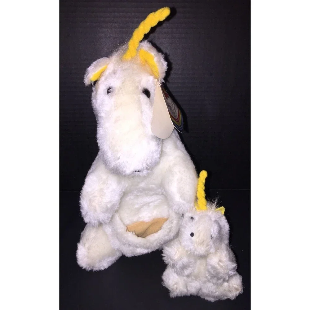 Vintage 1982 Unicorn & Baby In Pouch 14